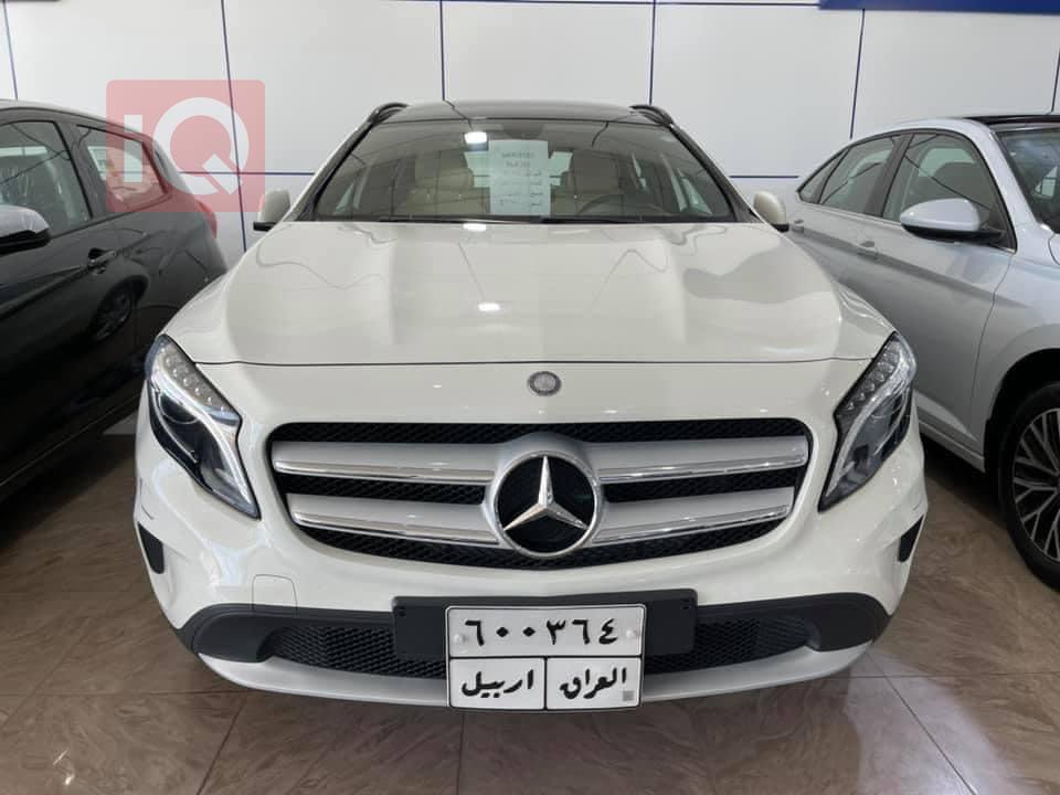 مێرسێدس بێنز GLA